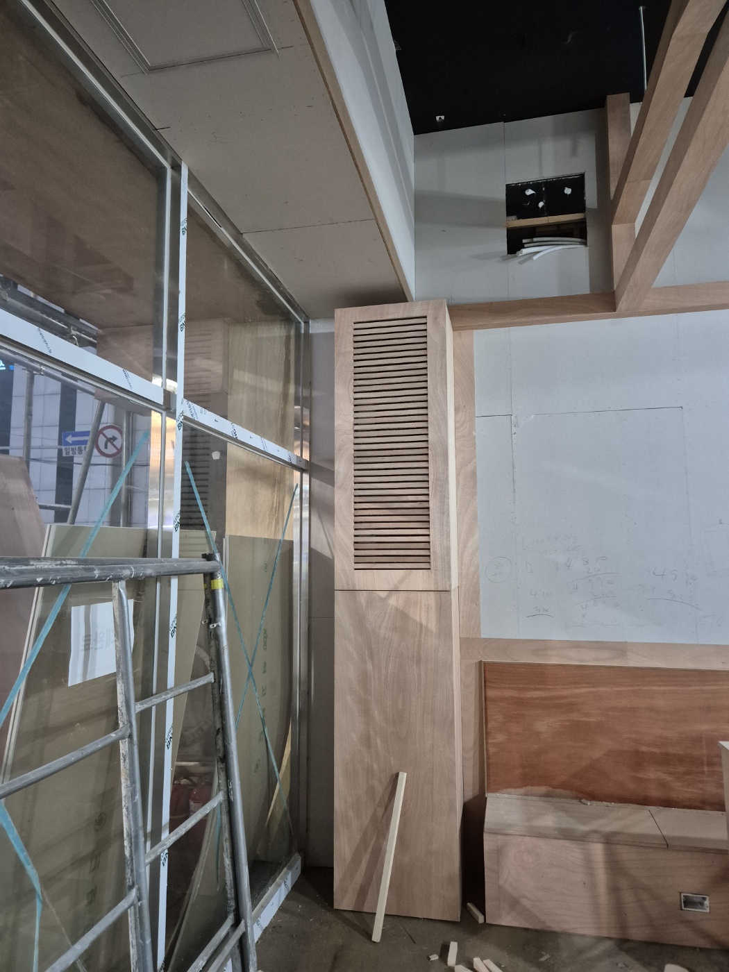 인천 구월동 로데오거리 상가 목공사 - 이미지 8
