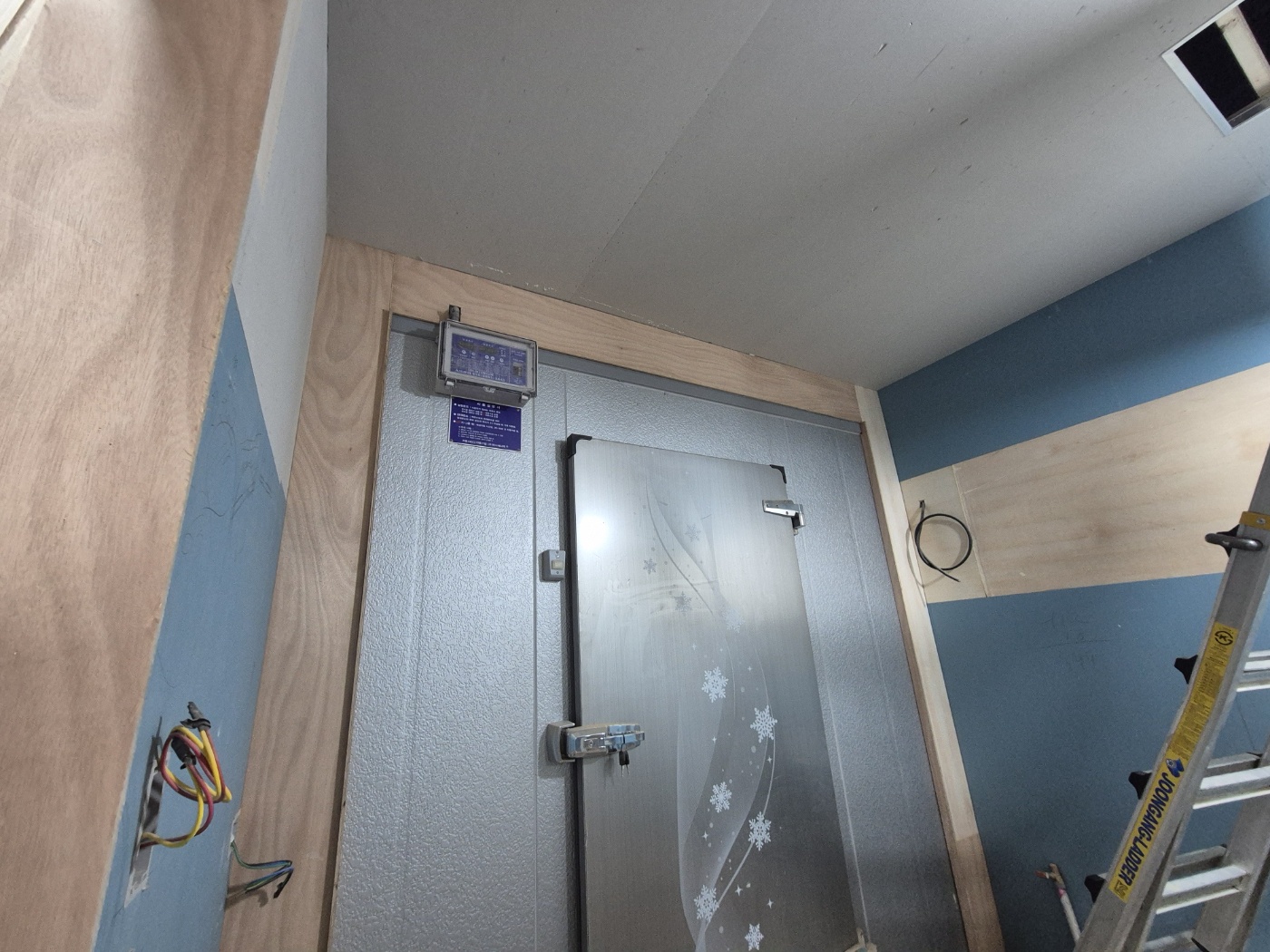 인천 구월동 로데오거리 상가 목공사 - 이미지 18