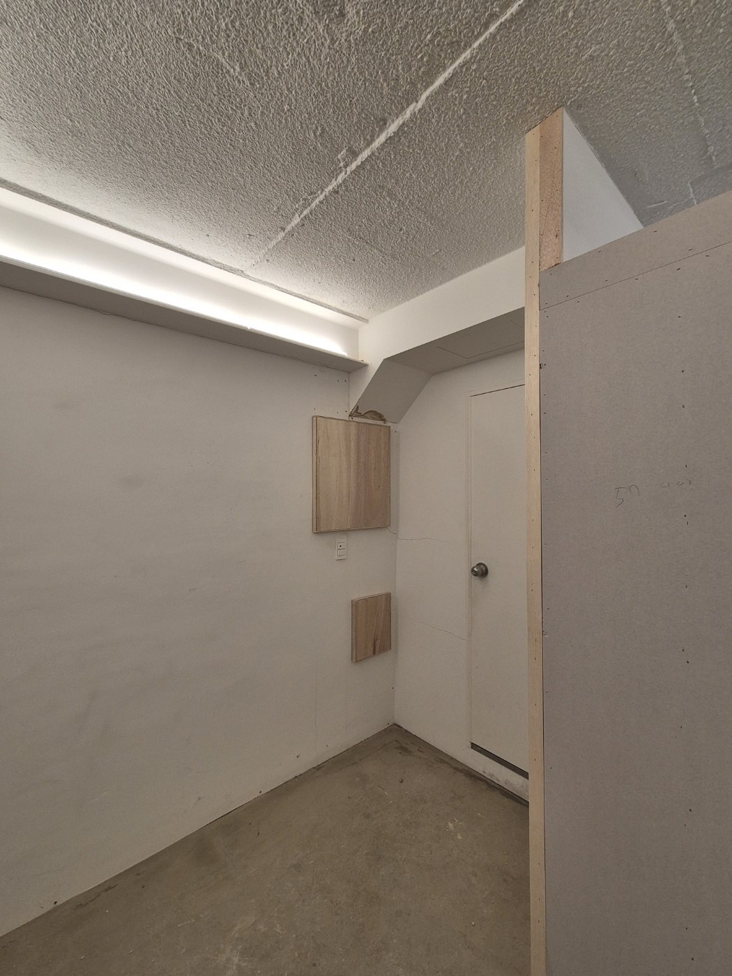 선유도 상가 목공사 - 이미지 2